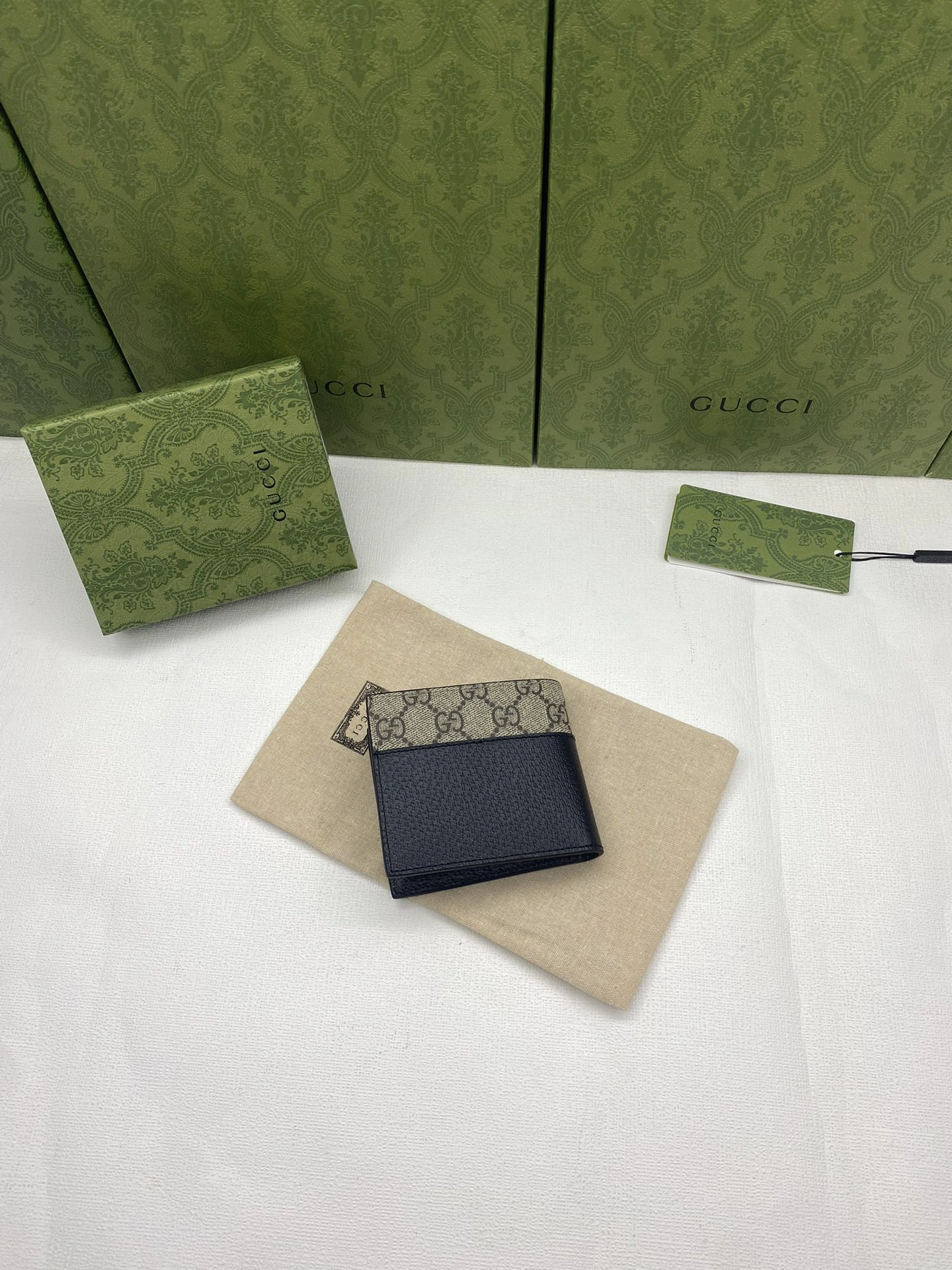 RelaxedFit Gucci Wallets Purse 56849