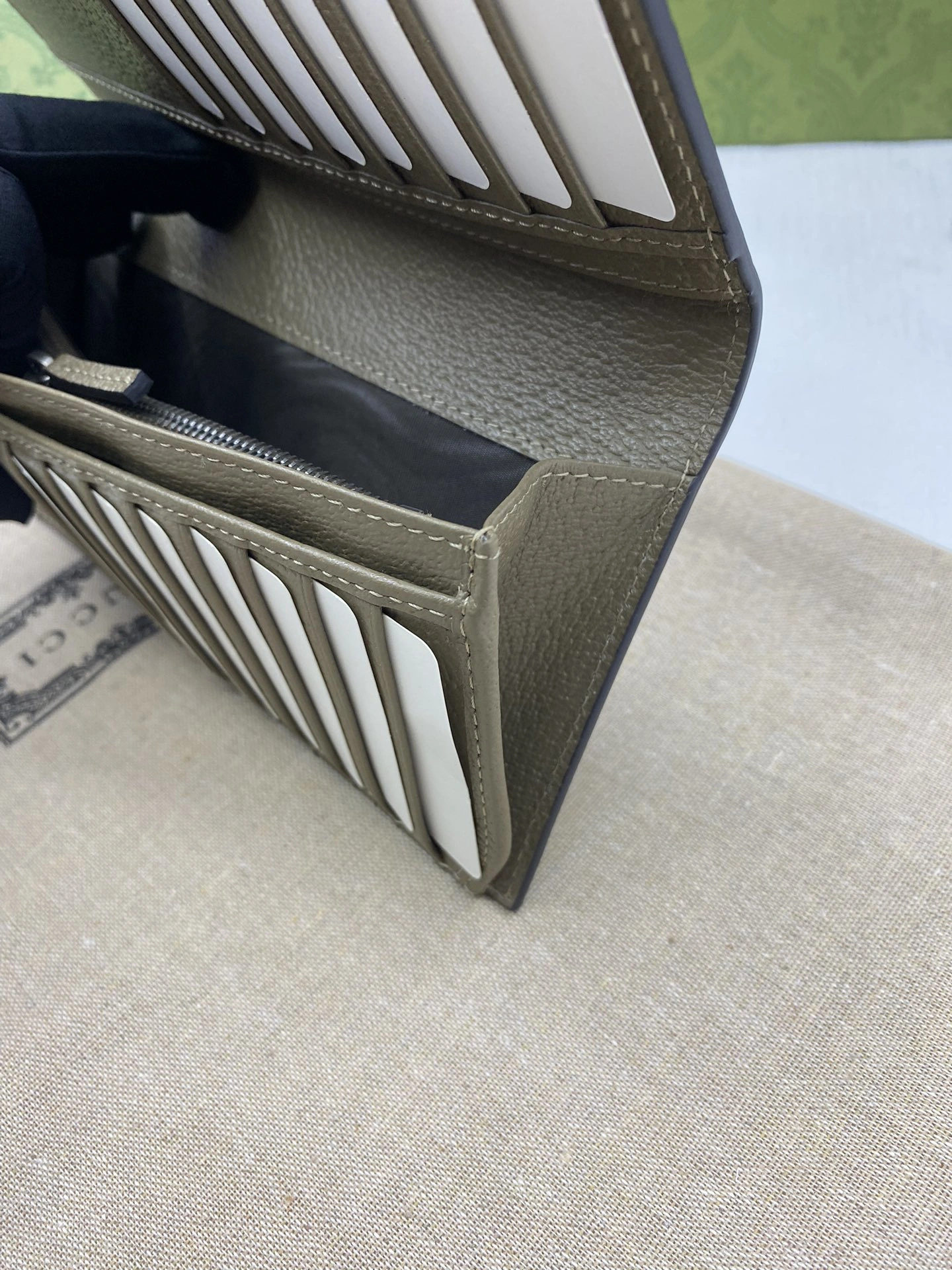 Functional Gucci Wallets Purse 56865