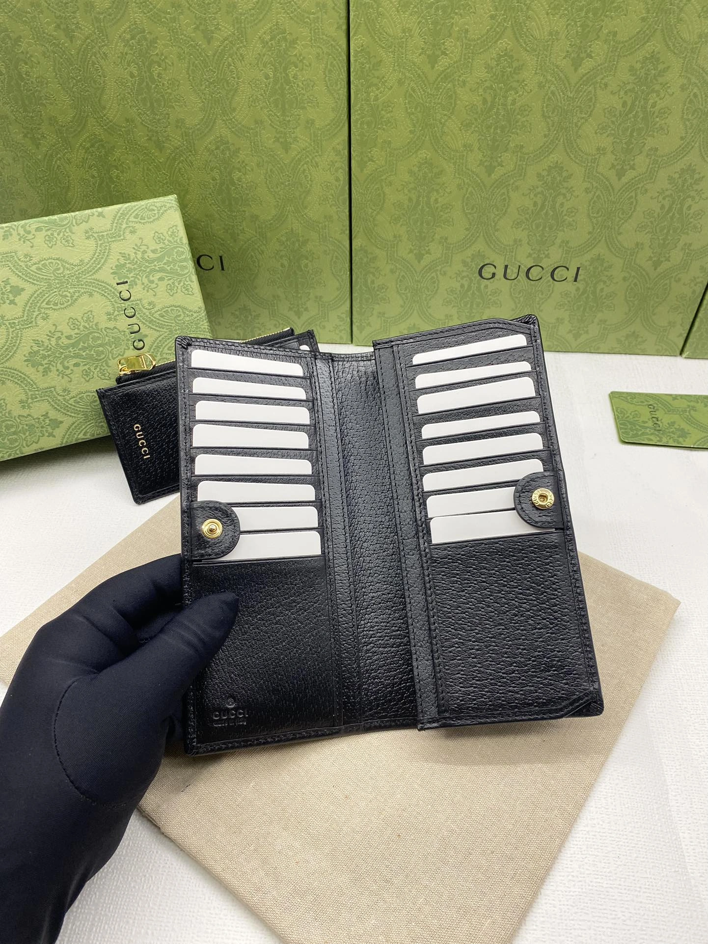 Gucci Wallets Purse Casual 56856