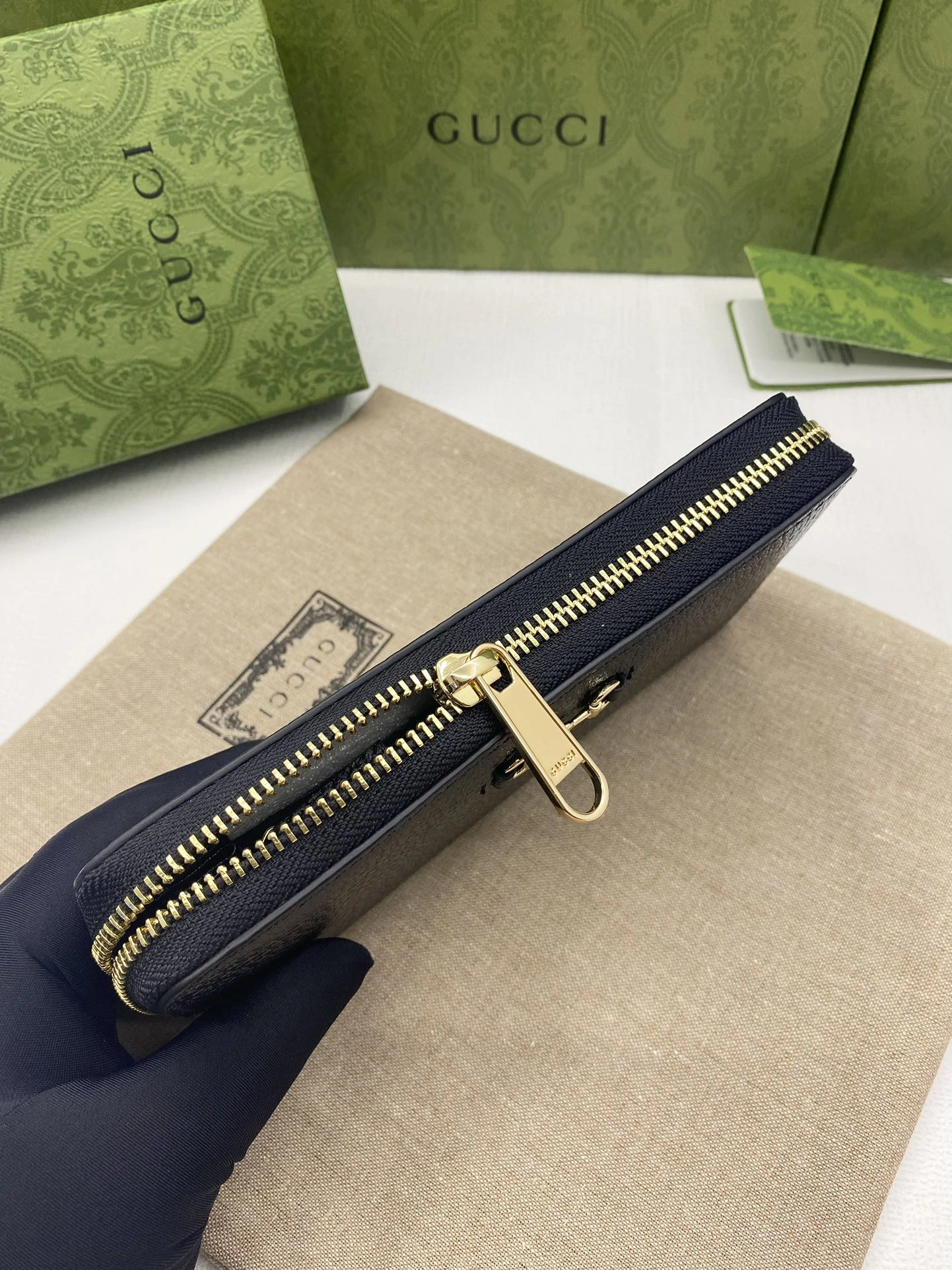 Gucci Wallets Purse Minimalist 56861