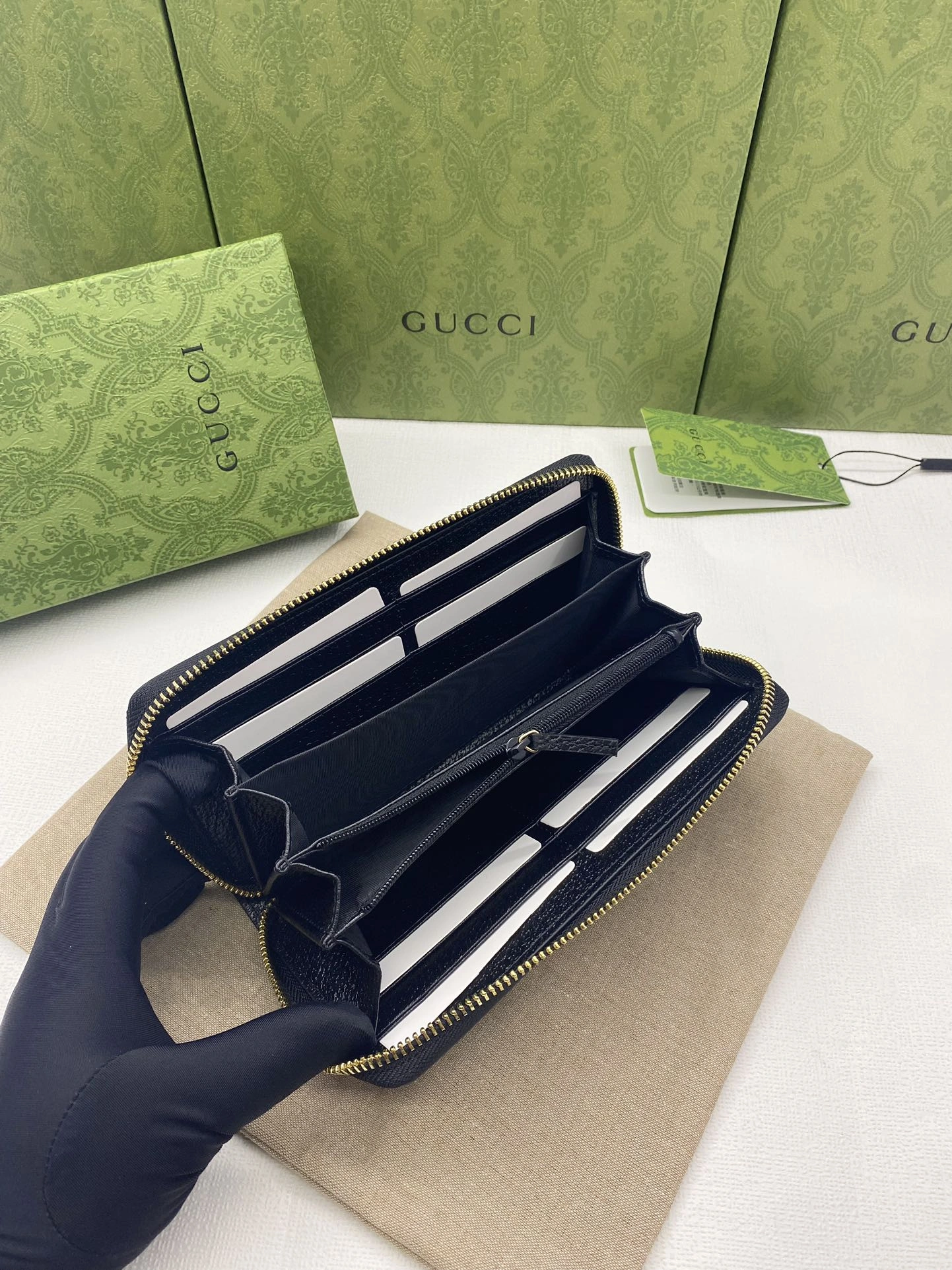 Gucci Wallets Purse Minimalist 56861