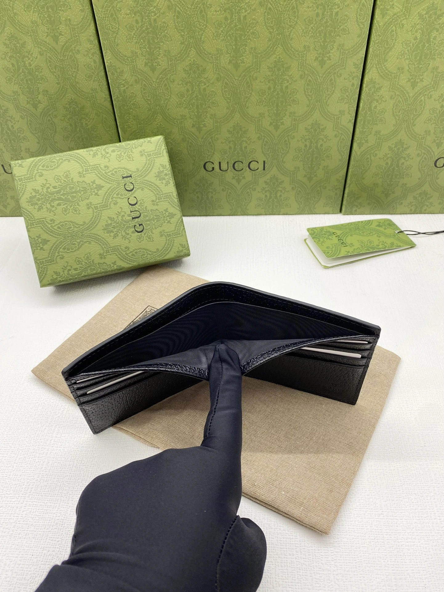 Gucci Wallets Purse GoAnywhere 56858