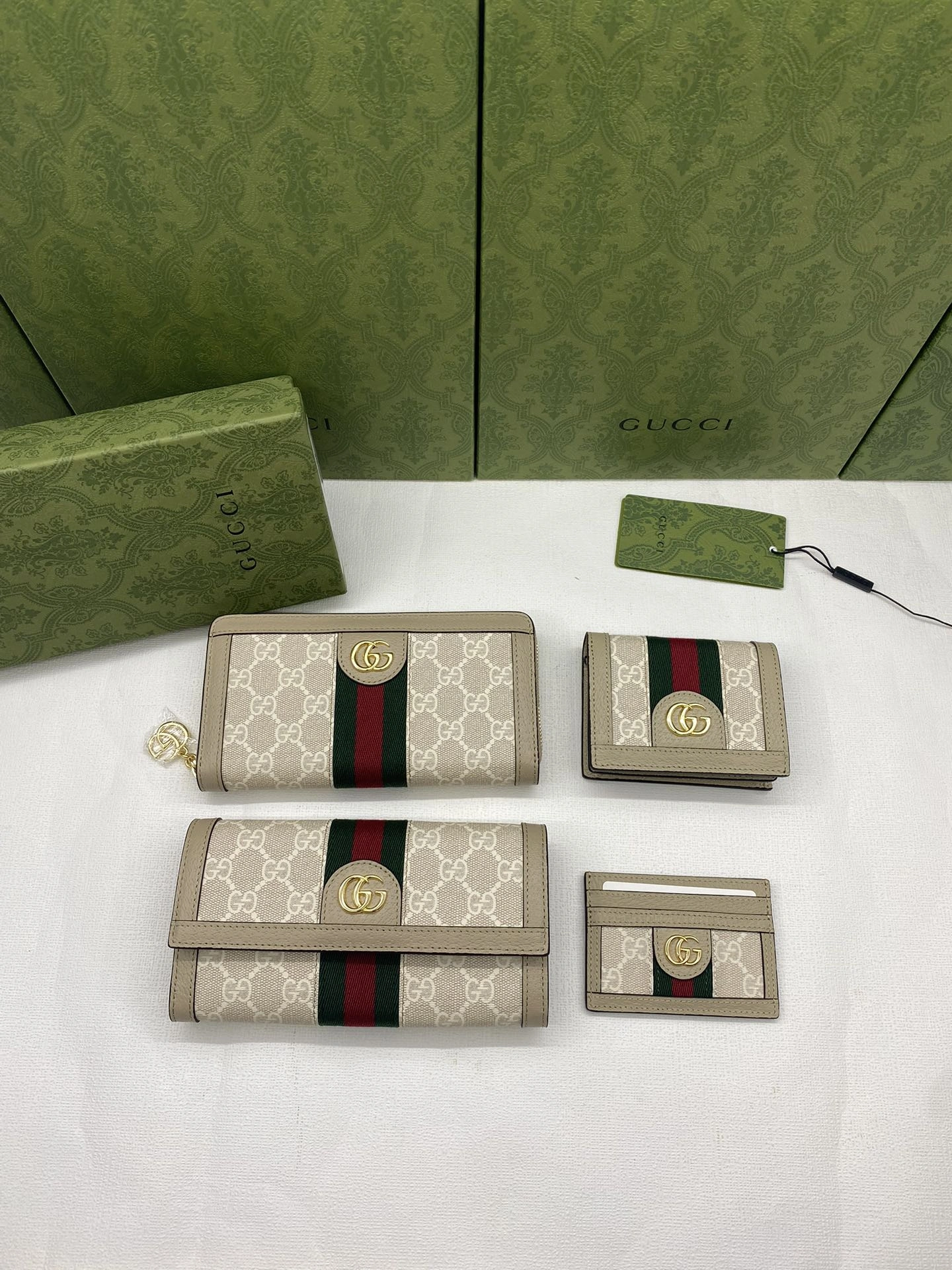 Gucci Wallets Purse Lightweight 56844