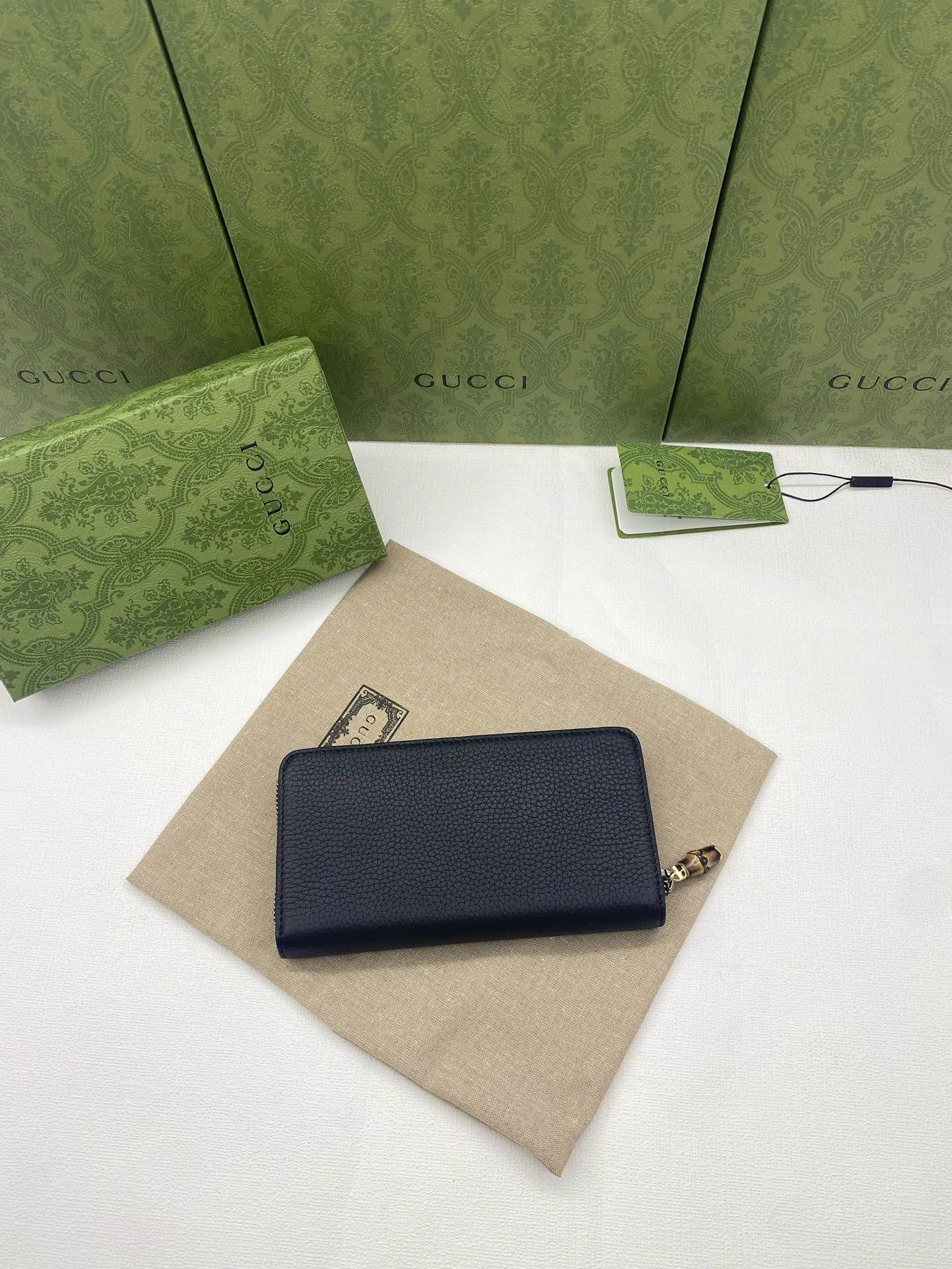 Gucci Wallets Purse Durable 56823