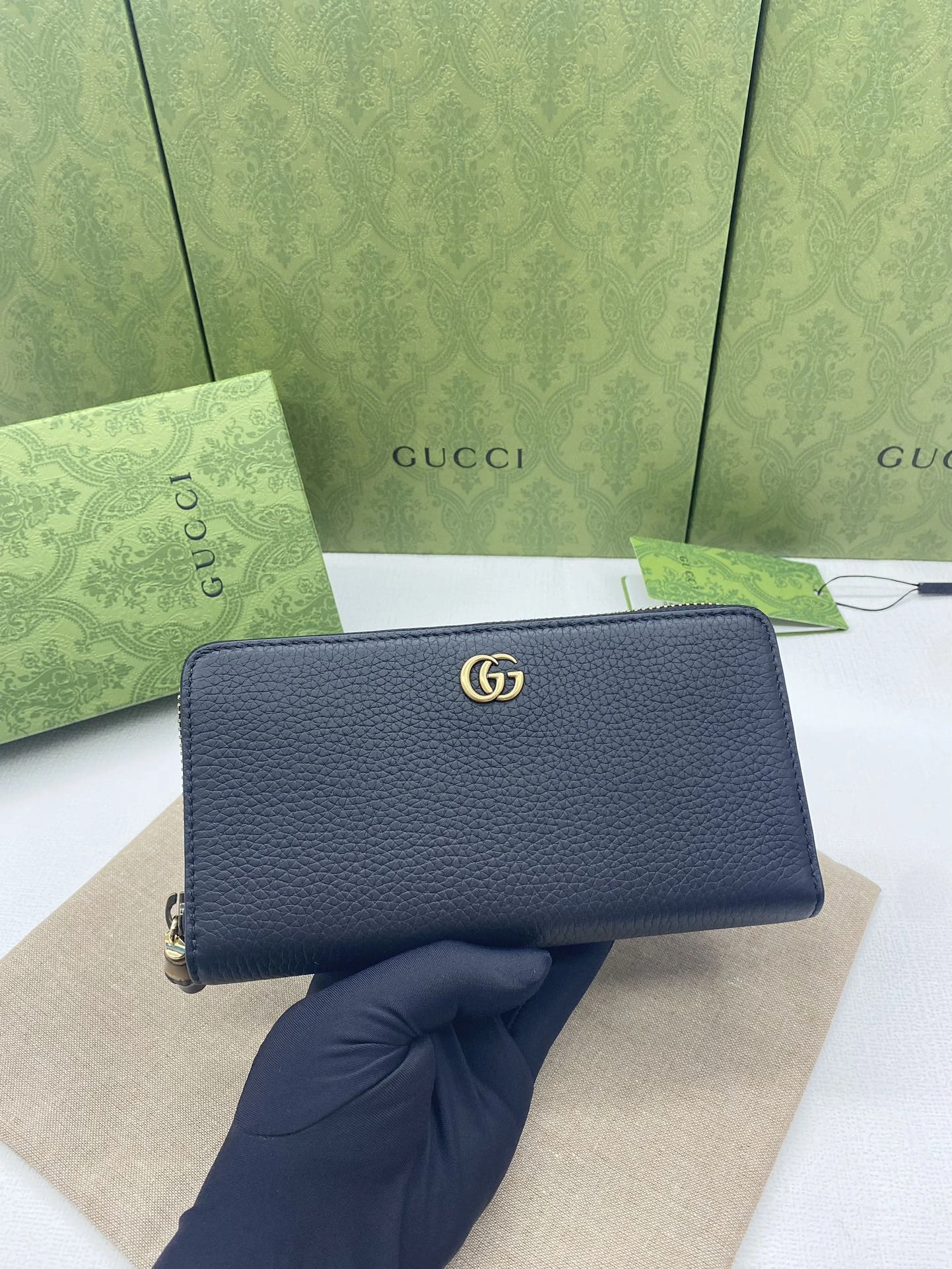 Gucci Wallets Purse Durable 56823