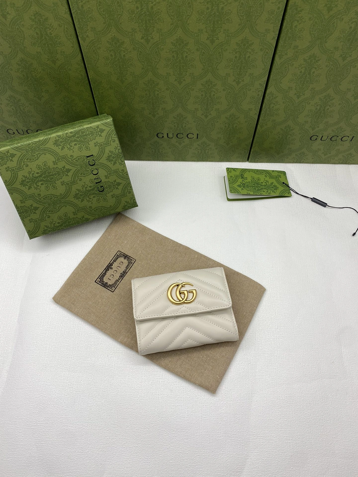 WeatherProof Gucci Wallets Purse 56820