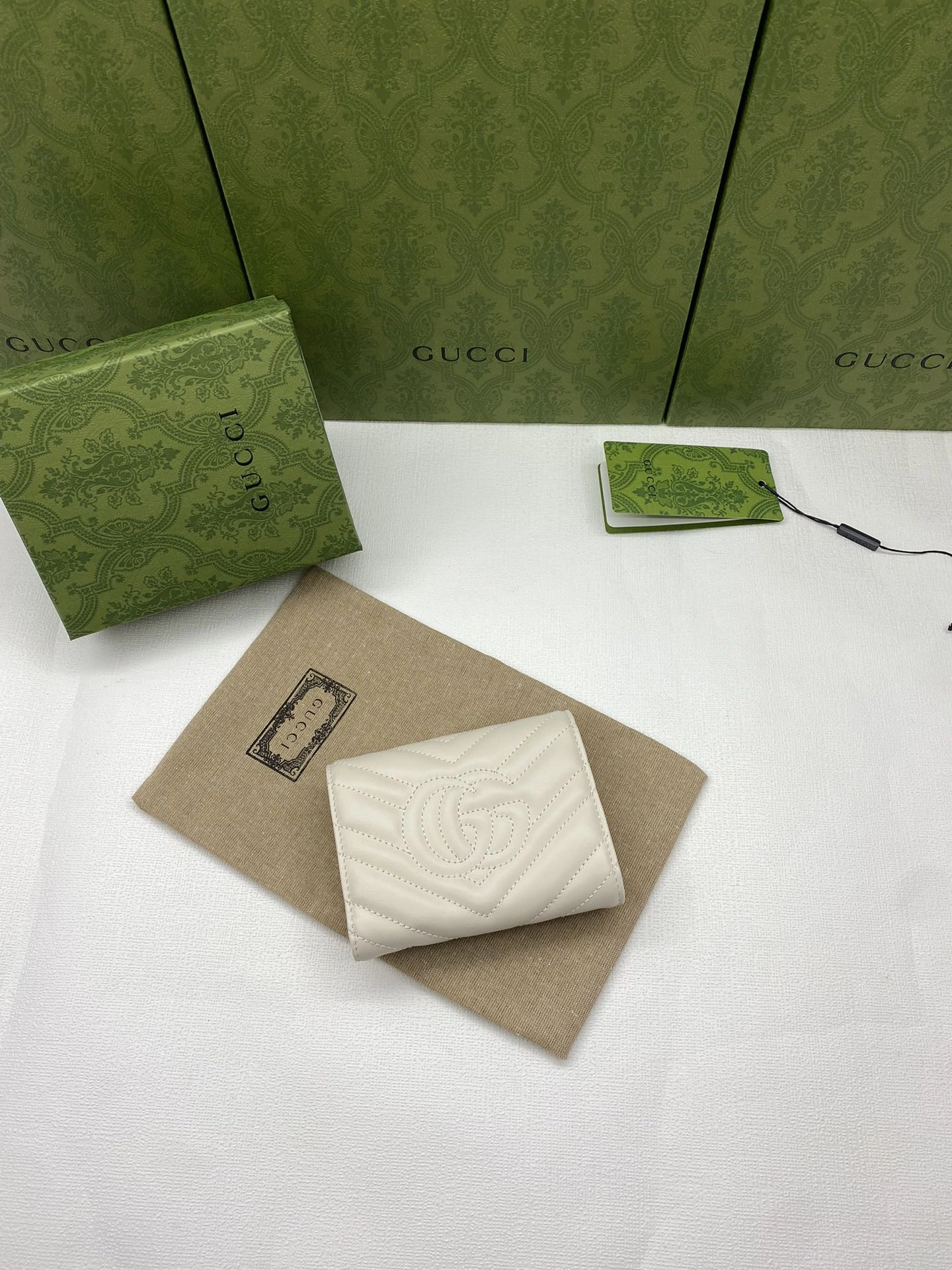 WeatherProof Gucci Wallets Purse 56820