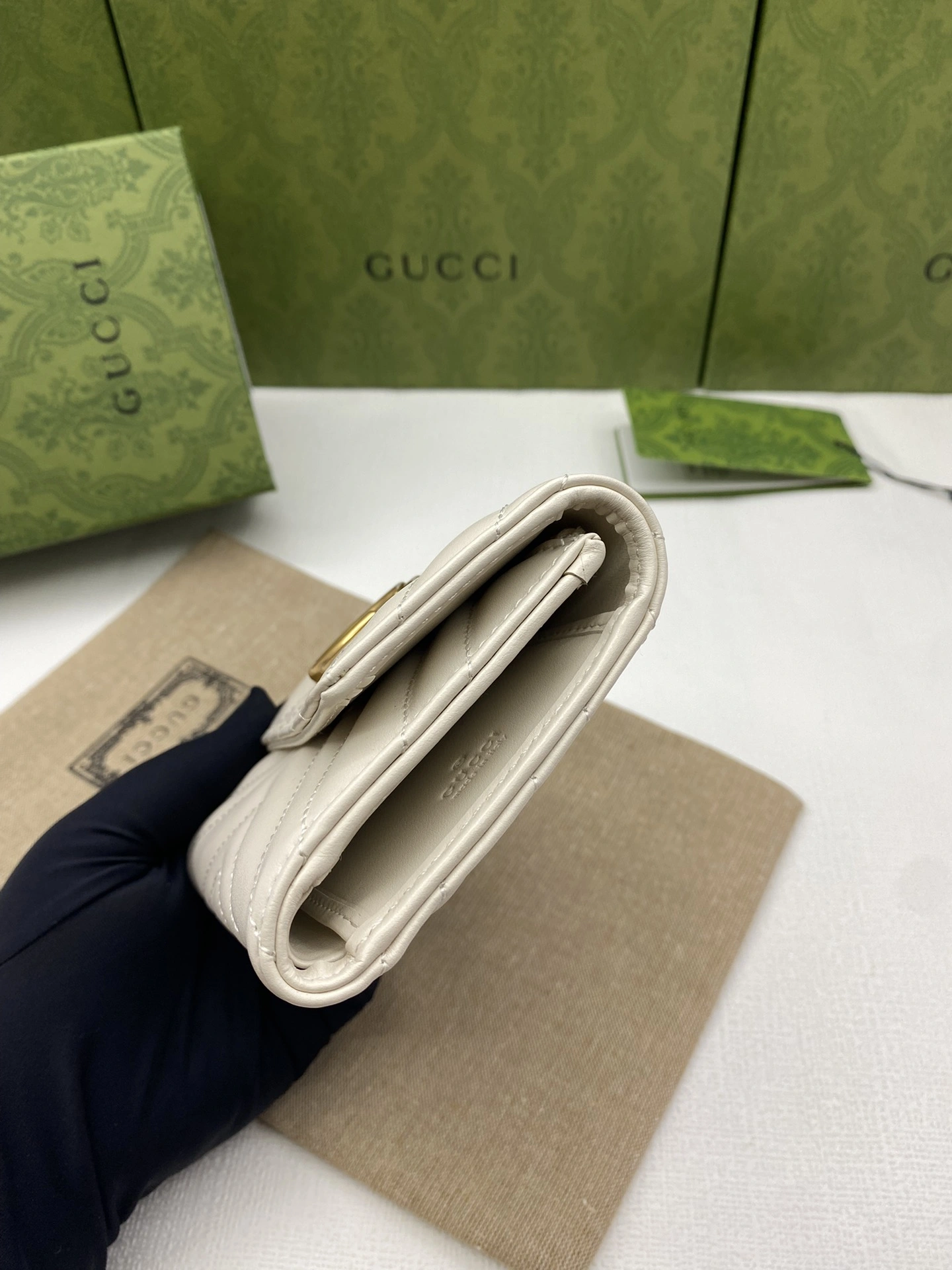 WeatherProof Gucci Wallets Purse 56820