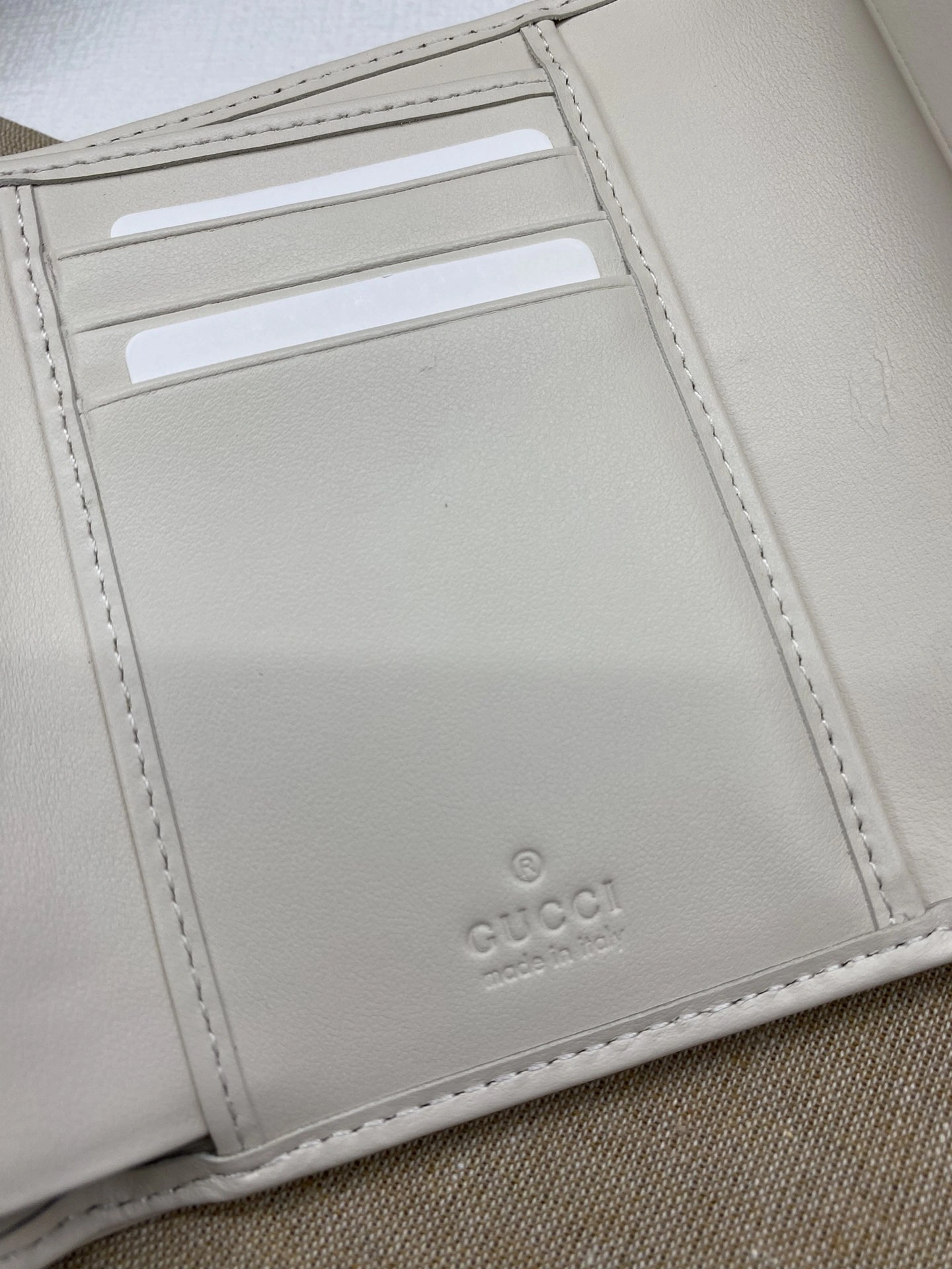WeatherProof Gucci Wallets Purse 56820