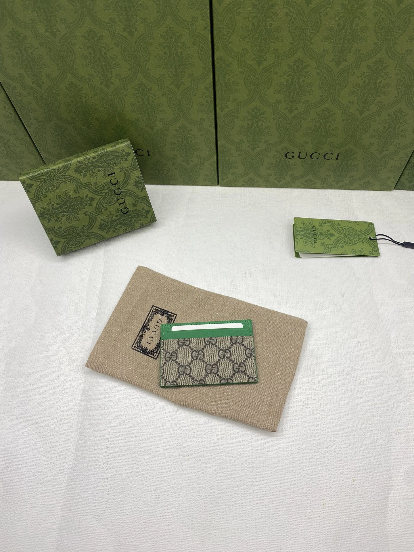Neat Gucci Wallets Purse 56908