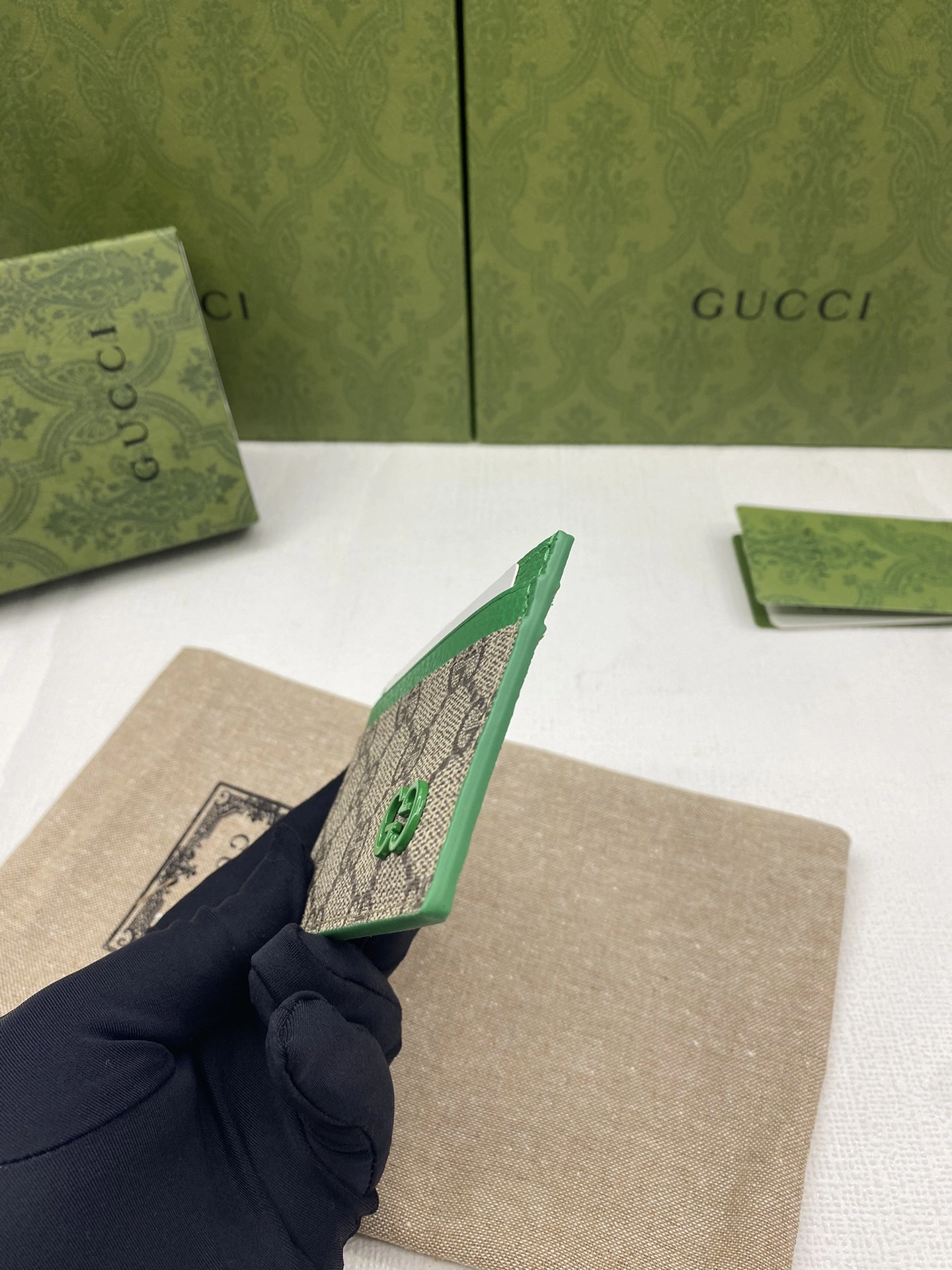 Neat Gucci Wallets Purse 56908