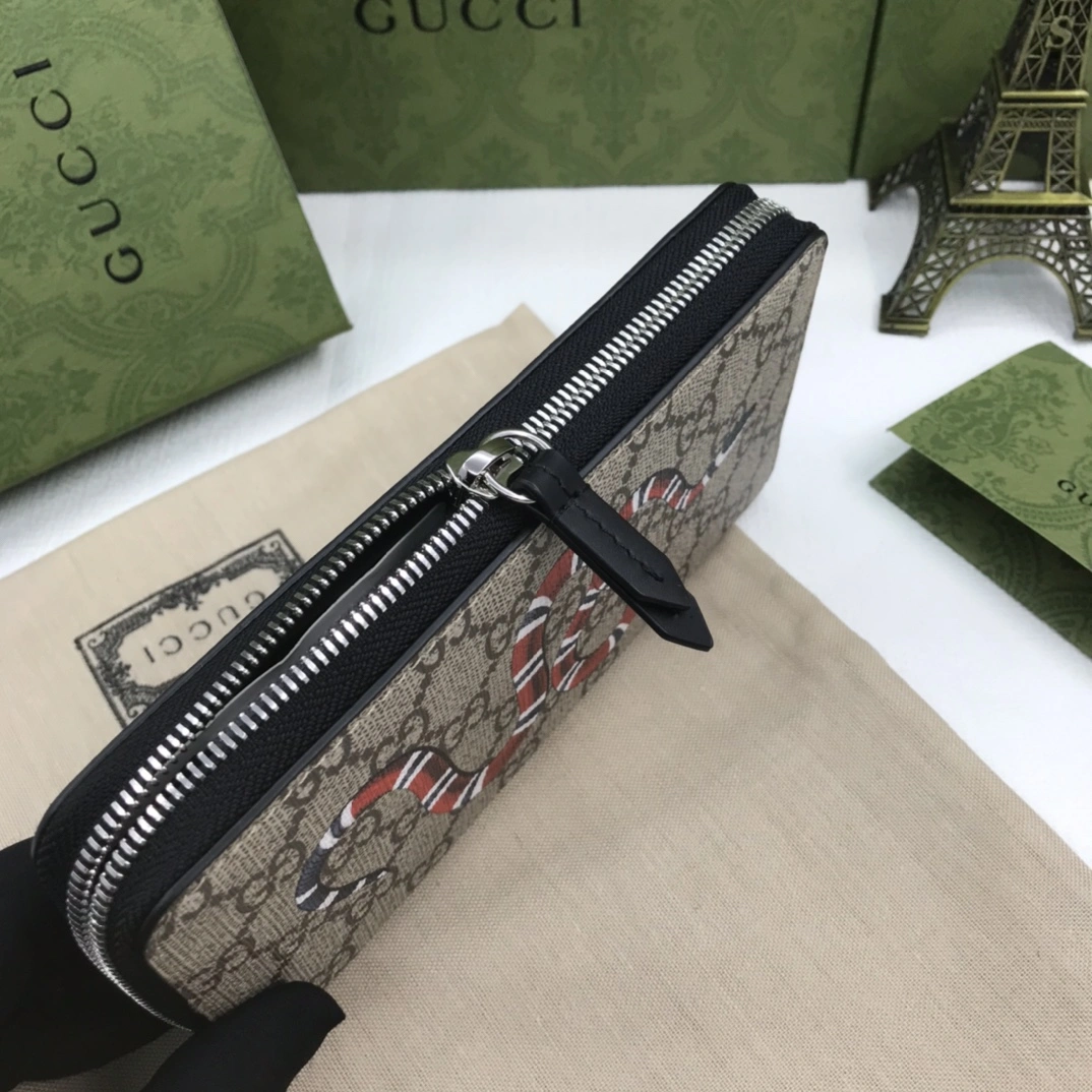 Gucci Wallets Purse Classic 56814