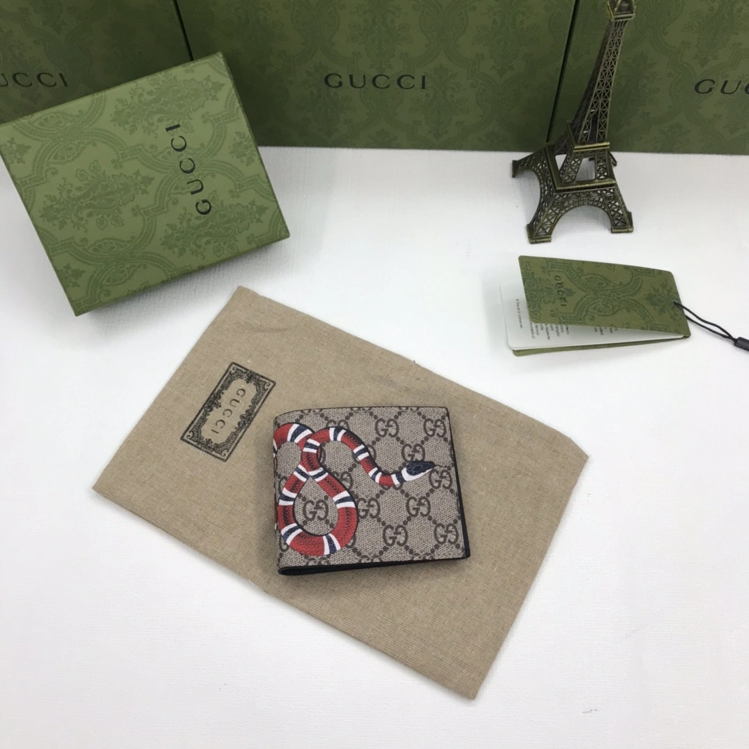 Gucci Wallets Purse Classic 56836