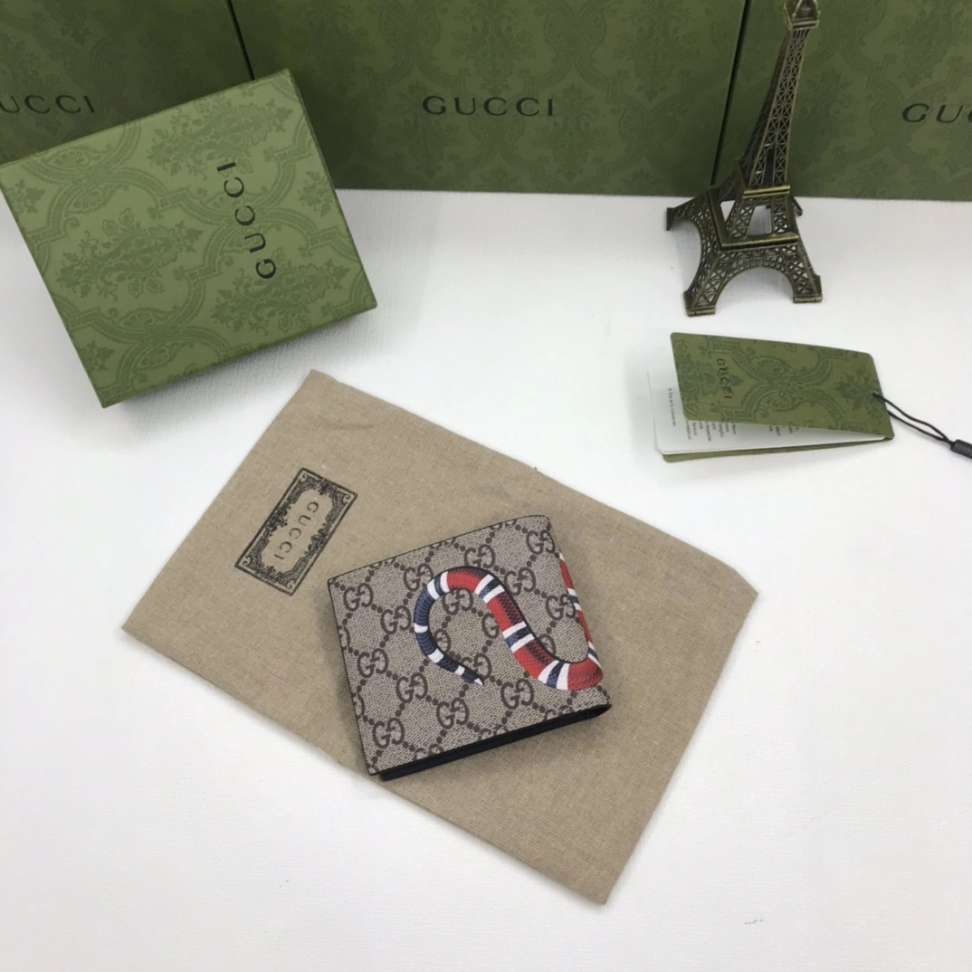 Gucci Wallets Purse Classic 56836
