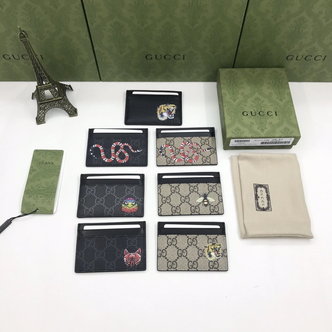 Gucci Wallets Purse Versatile 56803