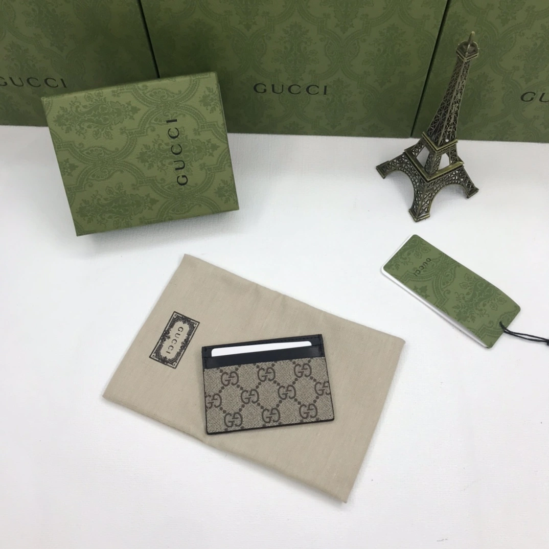 Sleek Gucci Wallets Purse 56802