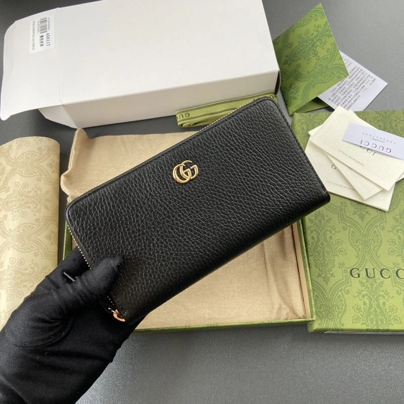 Gucci Wallets Purse Soft 65805