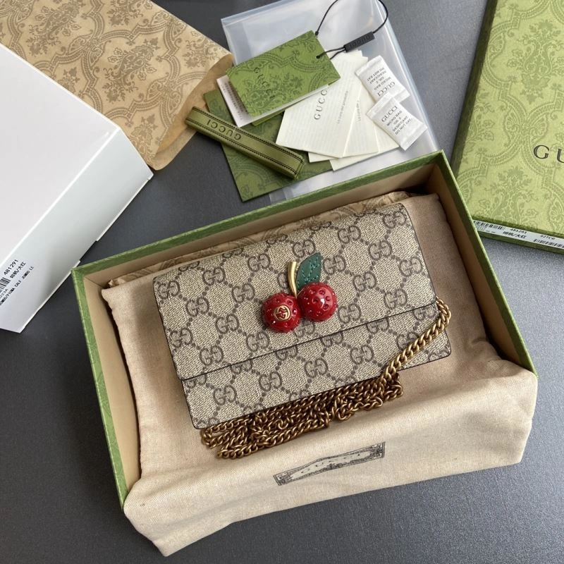 RelaxedFit Gucci Wallets Purse 65806