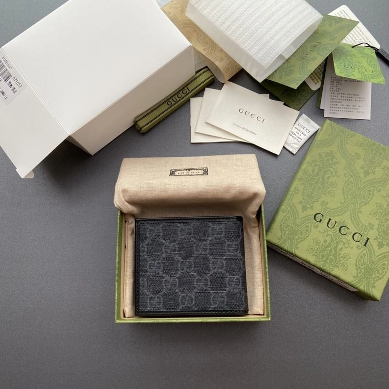 Gucci Wallets Purse Lightweight 65791
