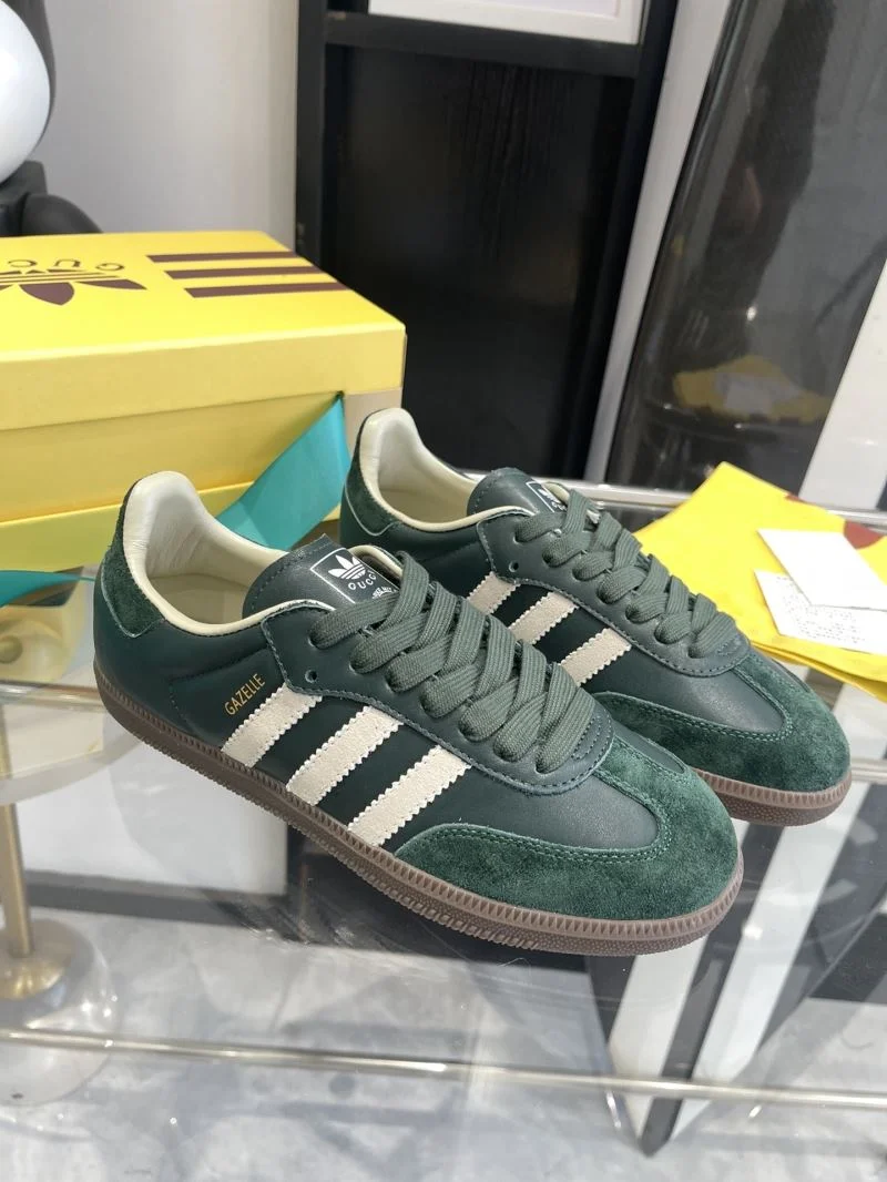 Compact Gucci x Adidas Shoes 24567