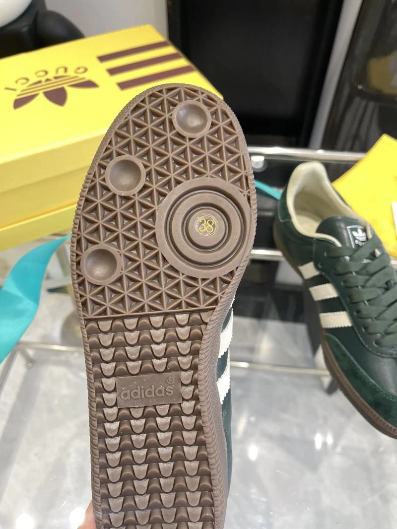 Compact Gucci x Adidas Shoes 24567