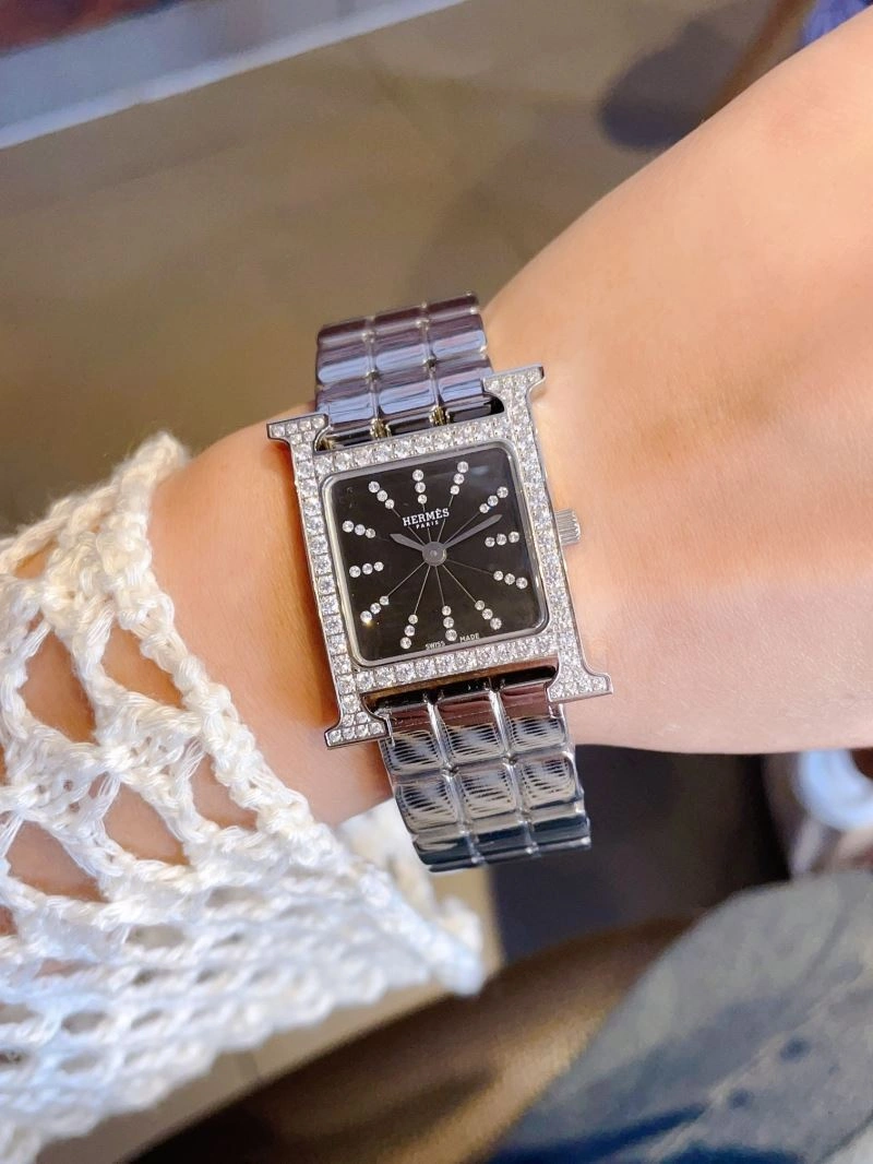 Contemporary HERMES Watches 183848