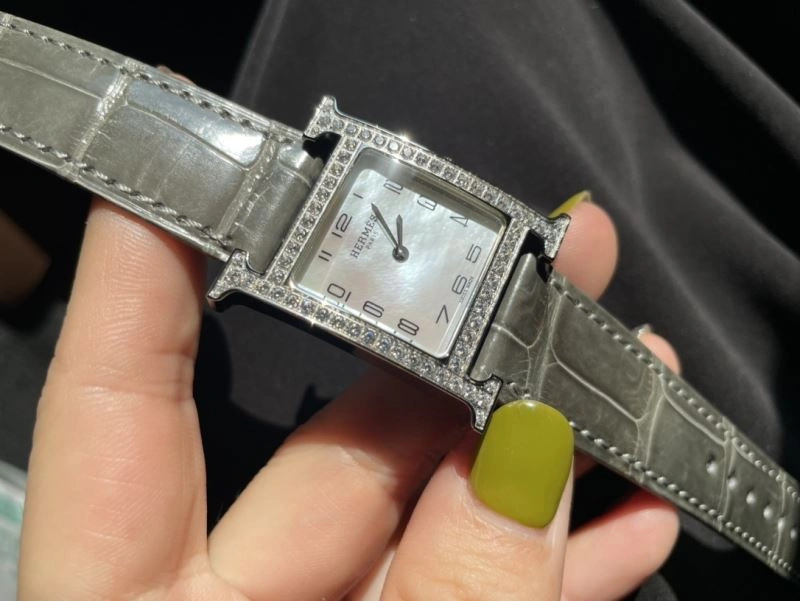 Neat HERMES Watches 183812