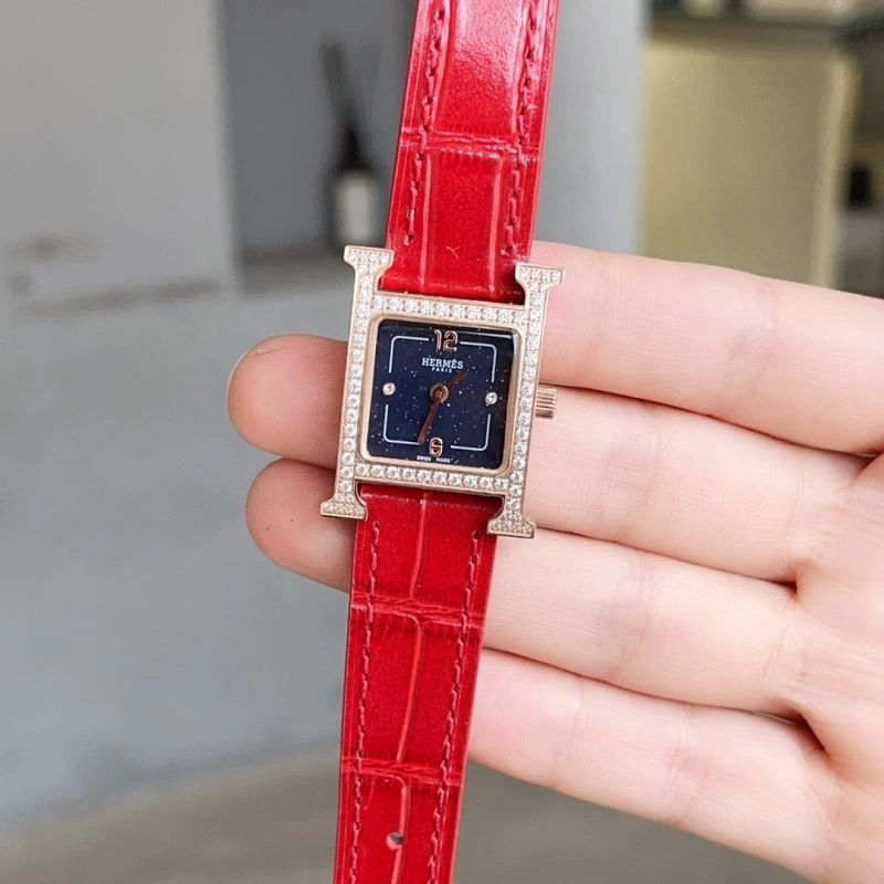 Sleek HERMES Watches 183804
