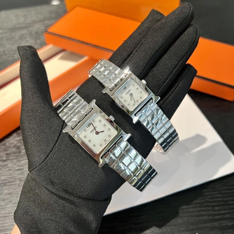 Contemporary HERMES Watches 183779