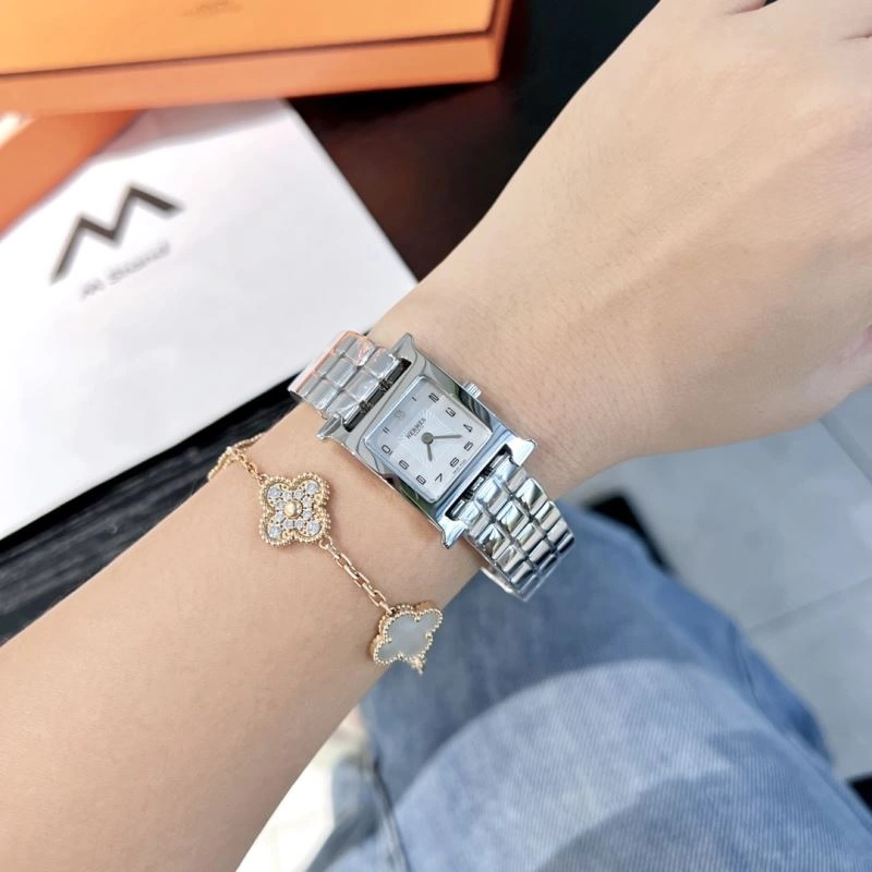 Soft HERMES Watches 183794