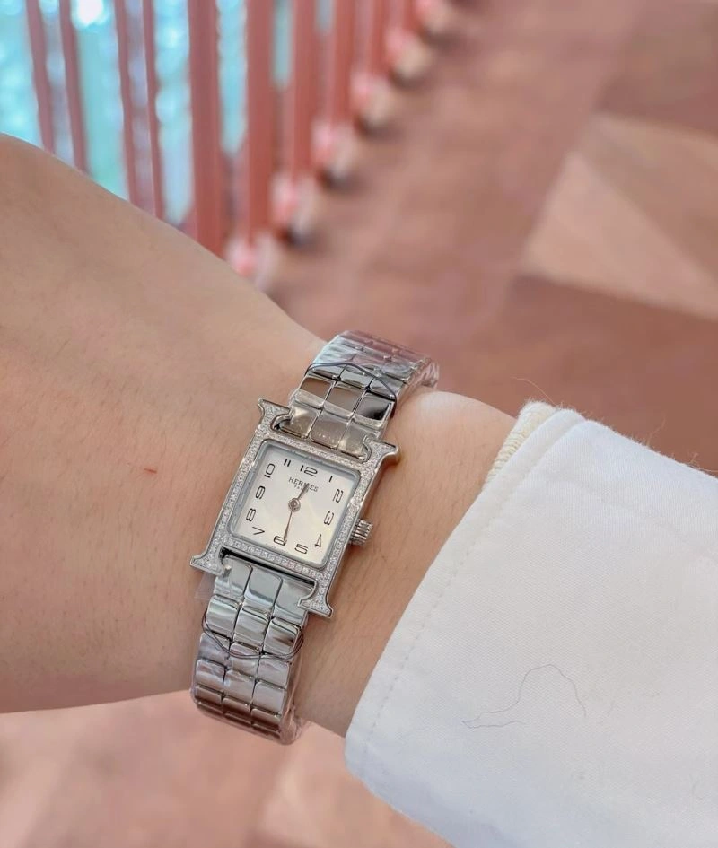 MultiPurpose HERMES Watches 183802