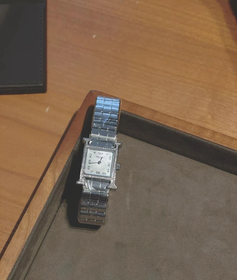 MultiPurpose HERMES Watches 183802