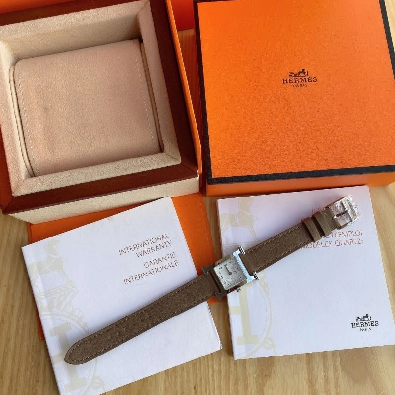 Versatile HERMES Watches 183743