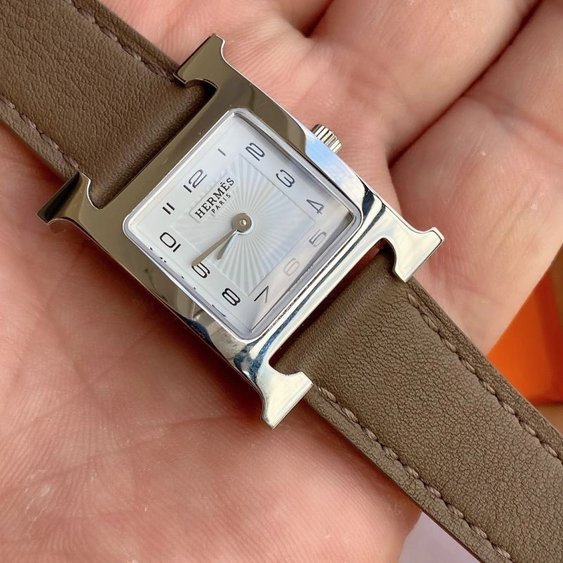 Versatile HERMES Watches 183743