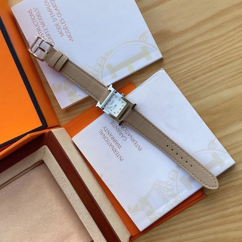HERMES Watches Popular 183738