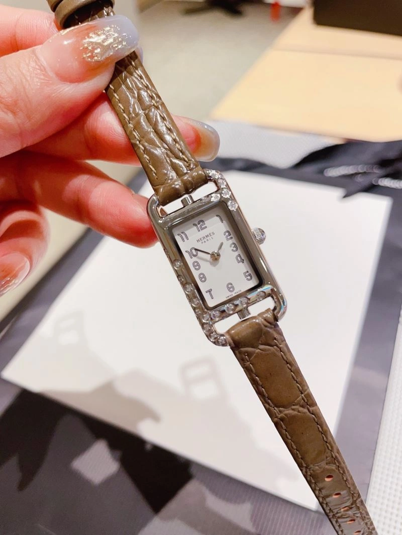 HERMES Watches Attractive 183763