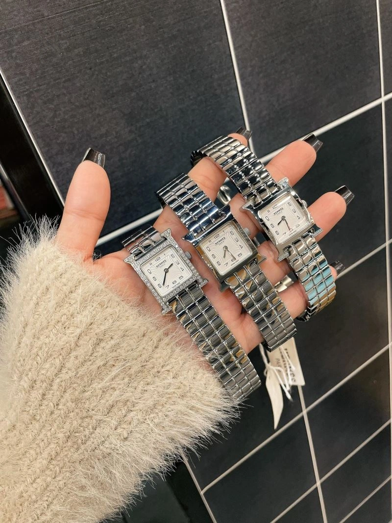 UrbanChic HERMES Watches 183746