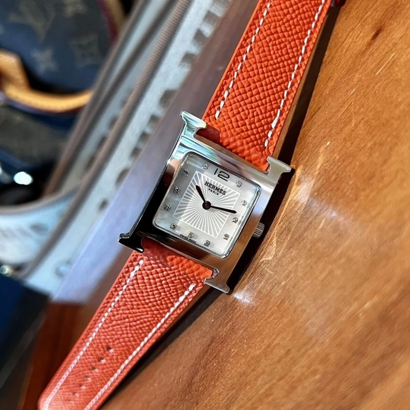 Sleek HERMES Watches 183654