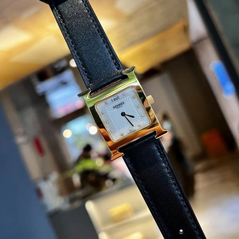 HERMES Watches Sleek 183647