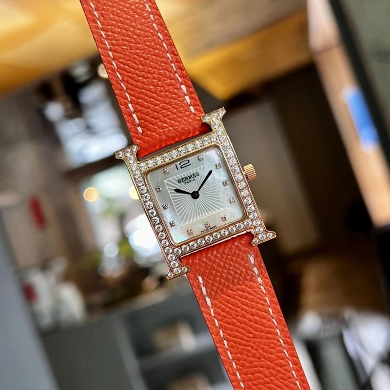 Practical HERMES Watches 183642