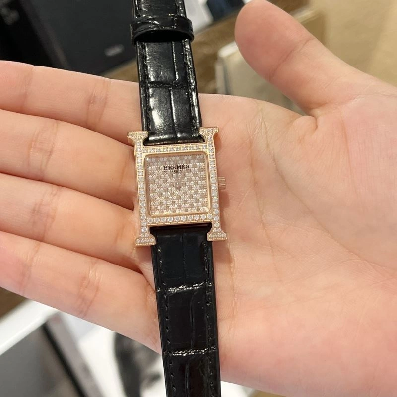 HERMES Watches Affordable 183582
