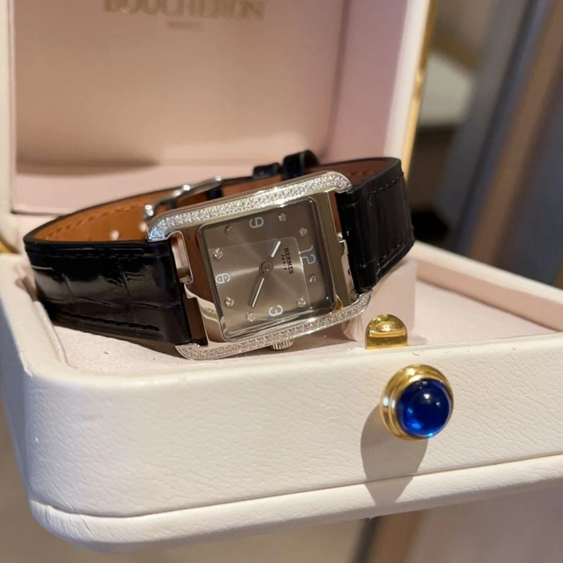 Refined HERMES Watches 183554