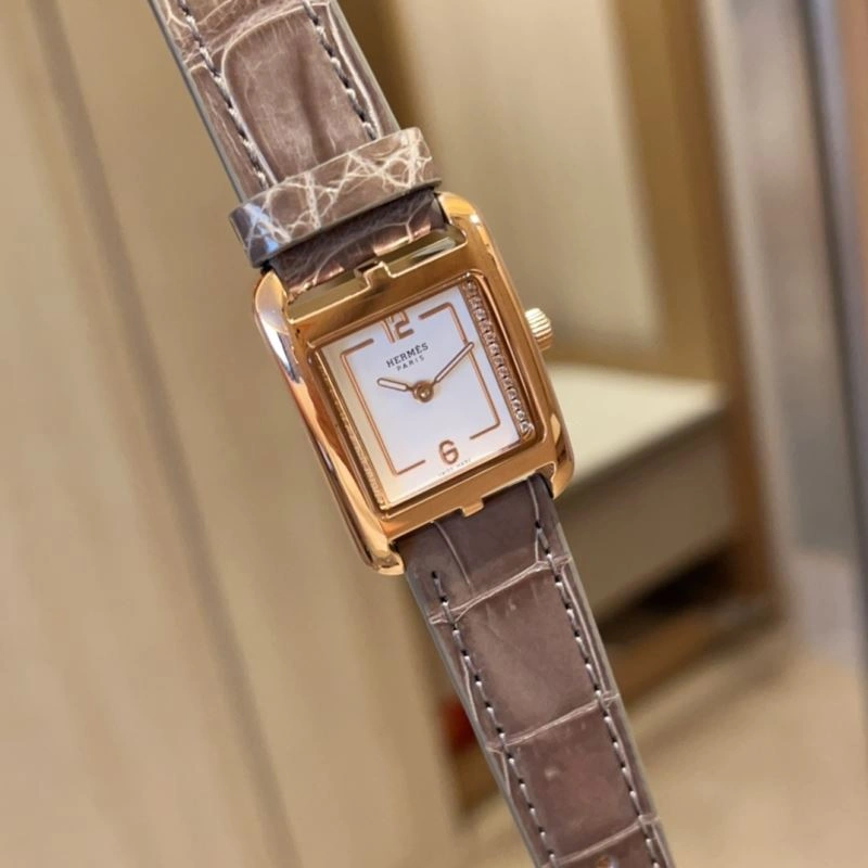 WellDesigned HERMES Watches 183526