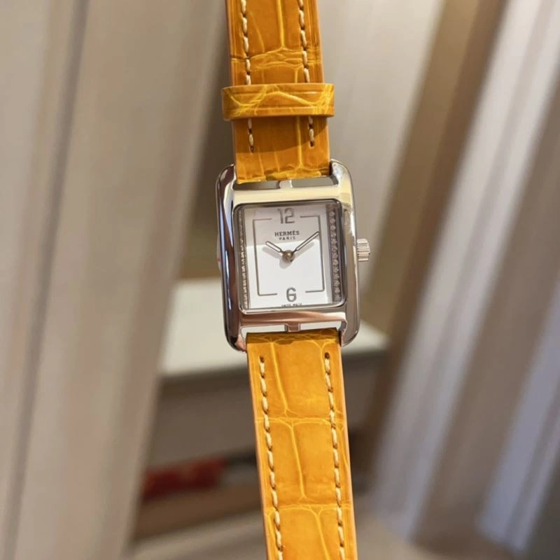 Resilient HERMES Watches 183540