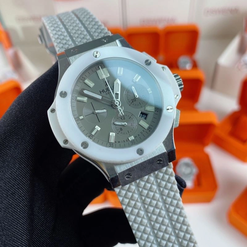 Effortless HUBLOT Watches 184143