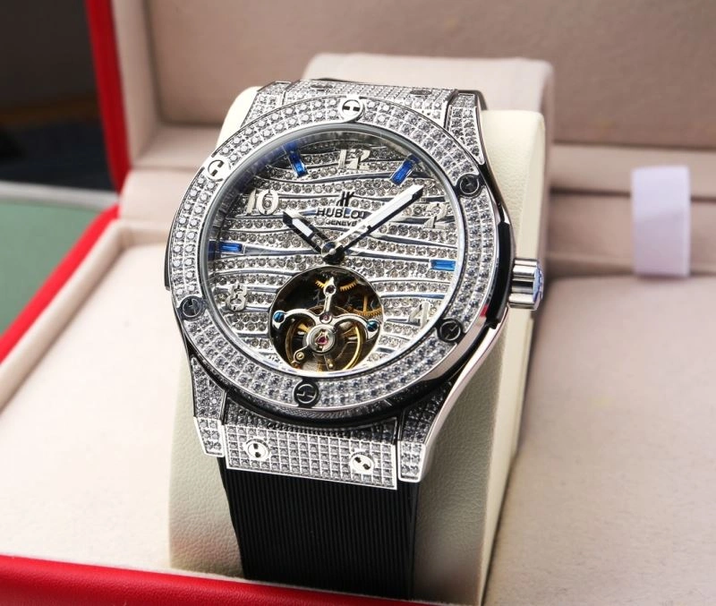 Effortless HUBLOT Watches 183850