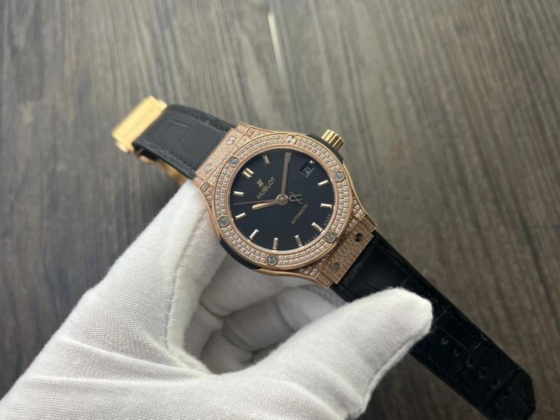 Affordable HUBLOT Watches 183889