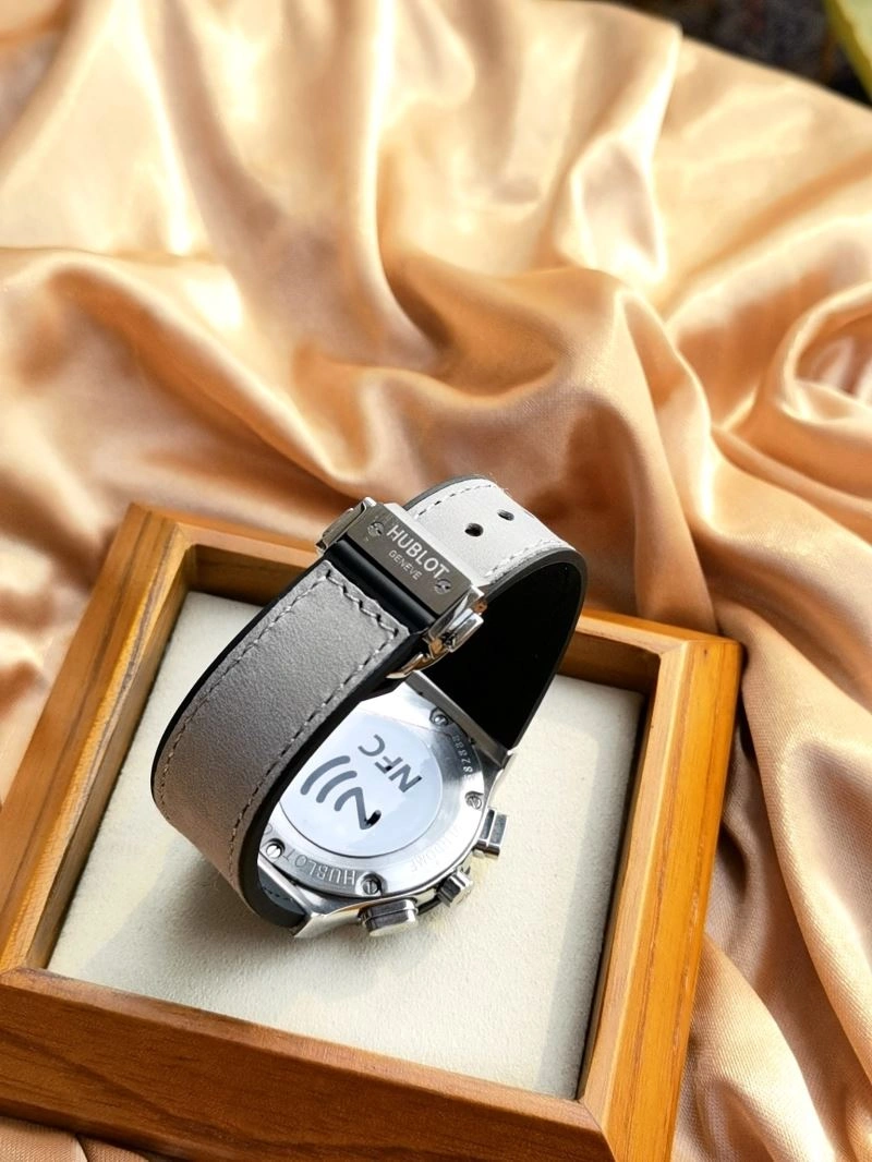 Effortless HUBLOT Watches 183878