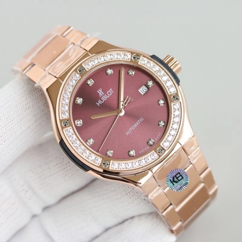 Versatile HUBLOT Watches 184017