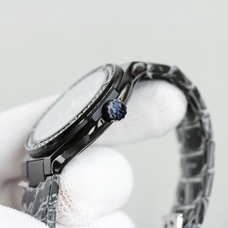 Versatile HUBLOT Watches 184017